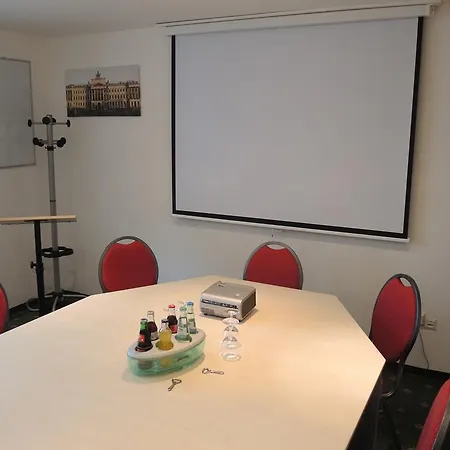Hotel Fuerstenhof 3*