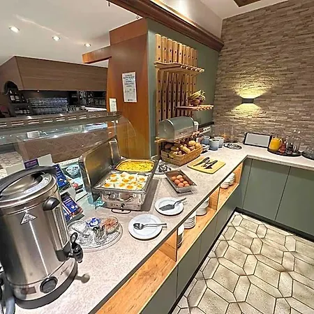 Hotel Fuerstenhof 3*