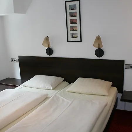 Fuerstenhof Hotel 3*